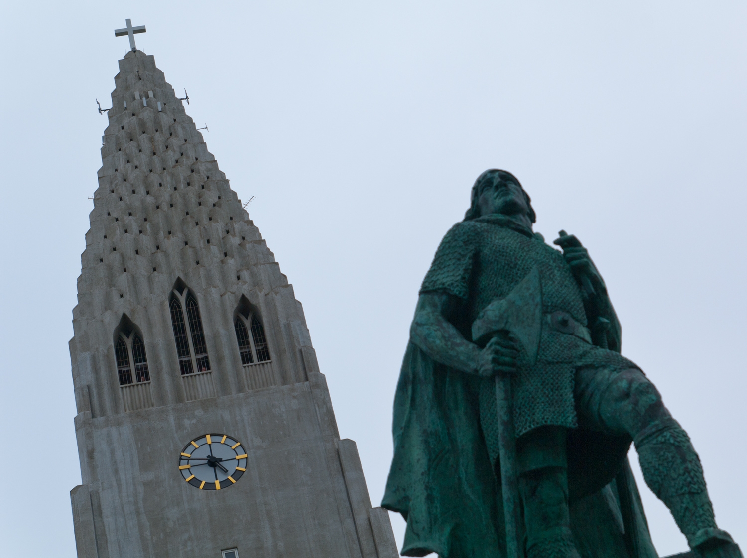 Leif Erikson Guarding Hallgrimskirkja
