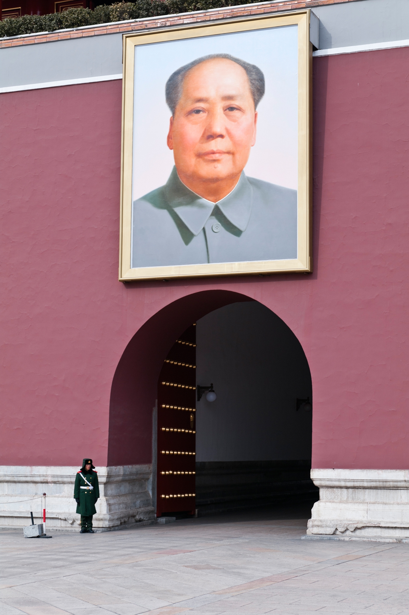 Mao And His Palace