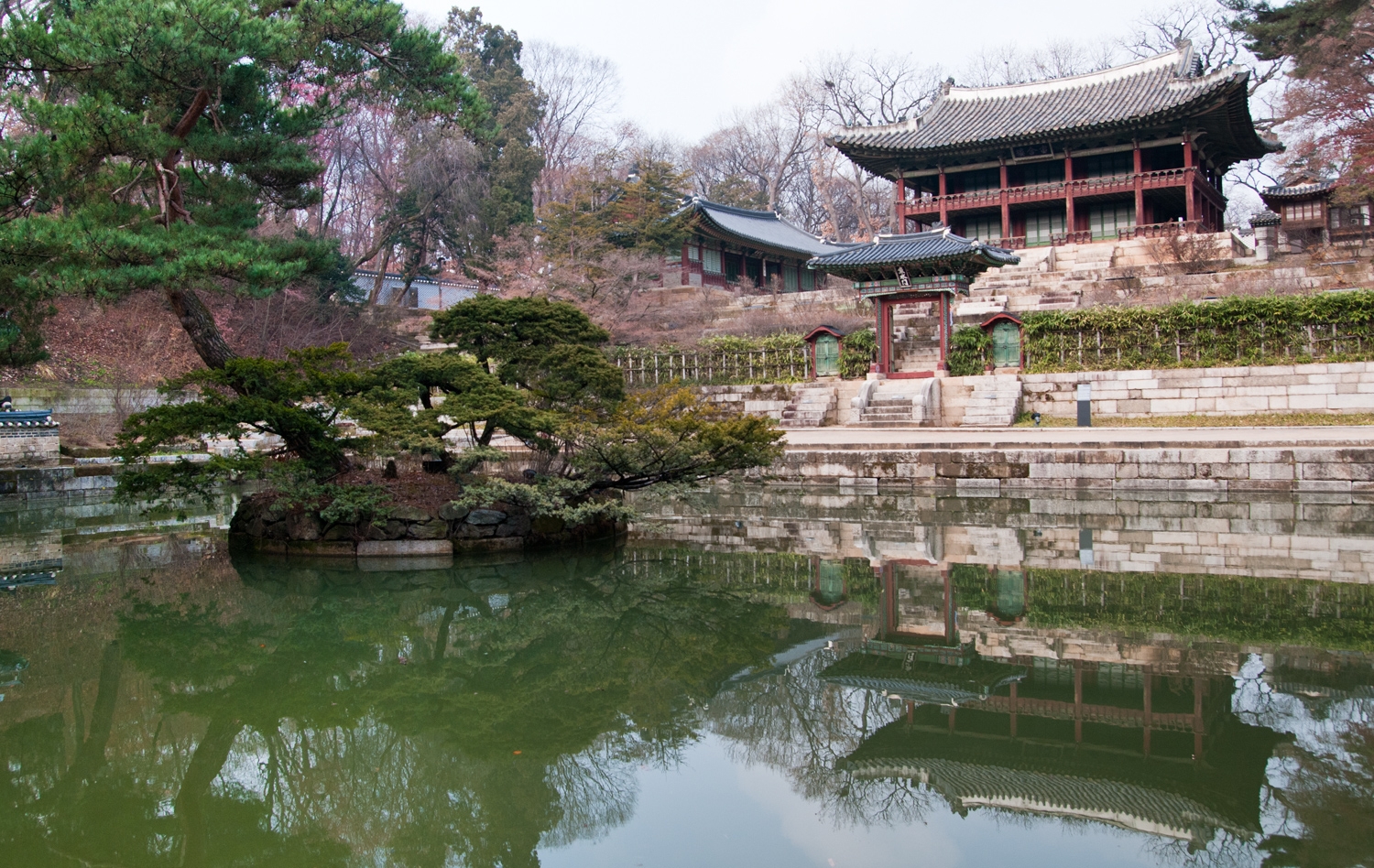 Secret Garden At Waryong-dong